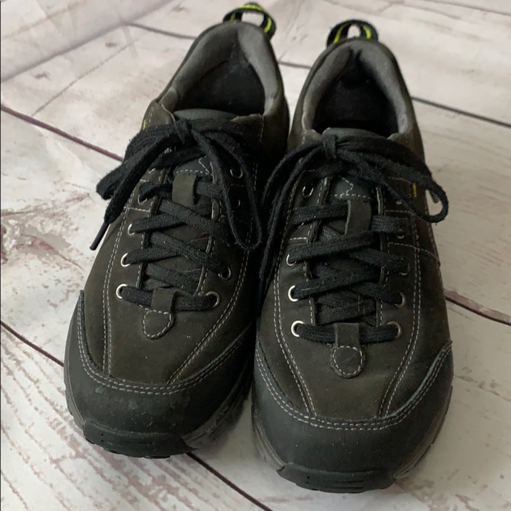 Clarks Wavewalk shoes women’s size 5.5